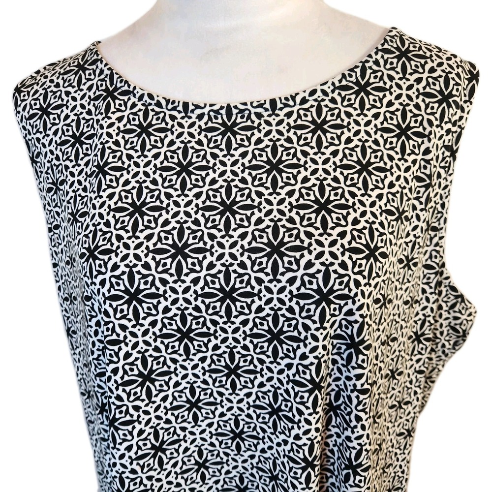 Talbots Womens Sleeveless Top Size 2X Shirt Black White Geo Print Stretch Shirt